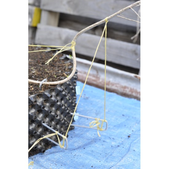 Weed Mat Metal Staple/Pin/Peg (4 mm Thick, 150 mm Long) (SINGLE) Weed Mat Metal Staple/Pin/Peg (4 mm Thick, 150 mm Long) (SINGLE)