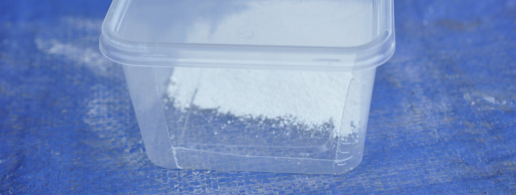 Quick and Easy Somewhat Waterproof Rat and Mouse Bait Station