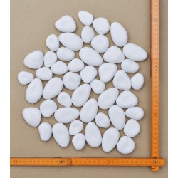 "EnviroPebbles" - Decorative Off-White Pebbles for Pots, Window Boxes and Large Planters (per 0.5 kg)